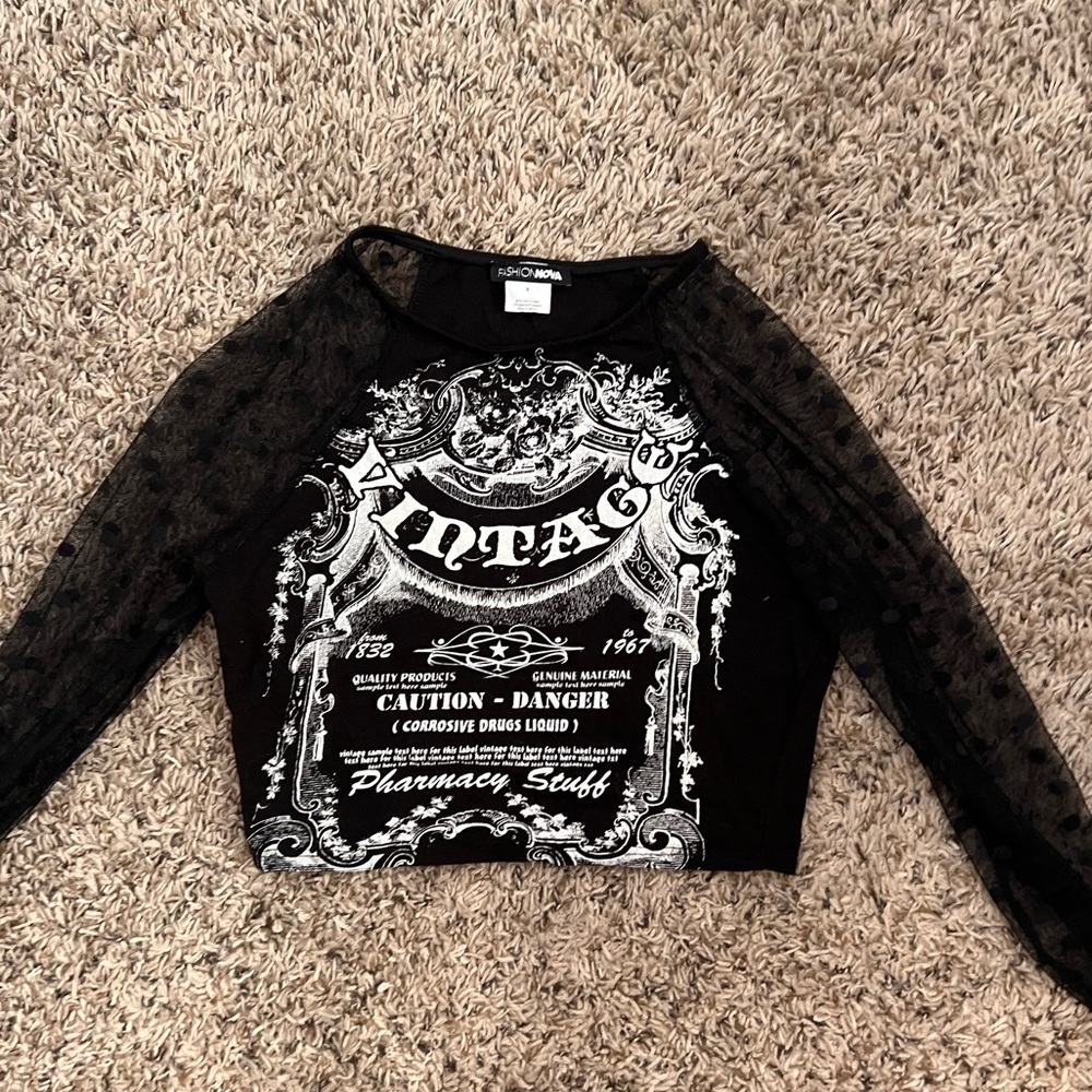 Fashion nova cropped meshed sleeve top